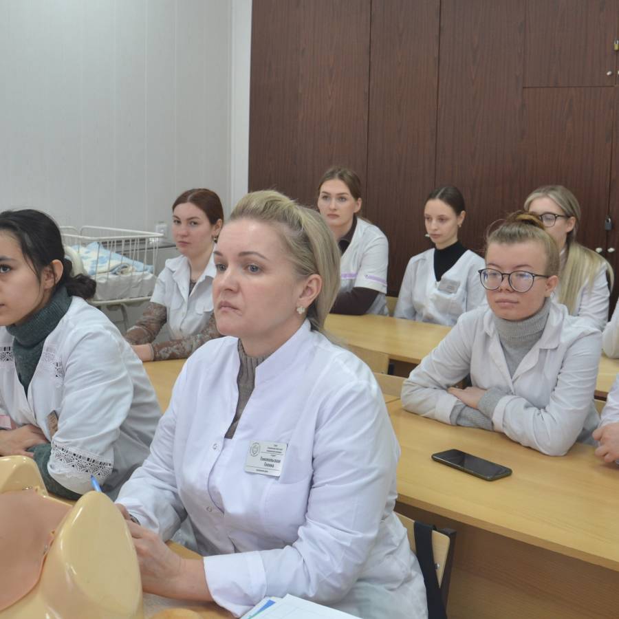 Встреча представителей Тамбовской областной детской клинической больницы со студентами Тамбовского областного медицинского колледжа.